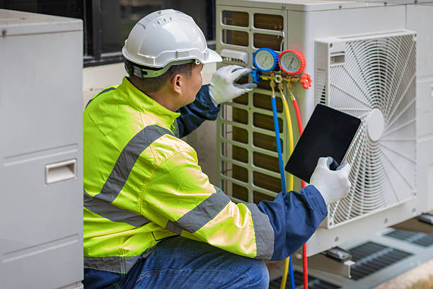 Professional Heat Pump Repair technician working in Somerset, CA
